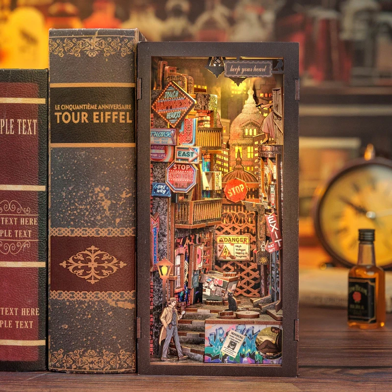 BOOK NOOK - LE LONG AU REVOIR - DECOR MINIATURE